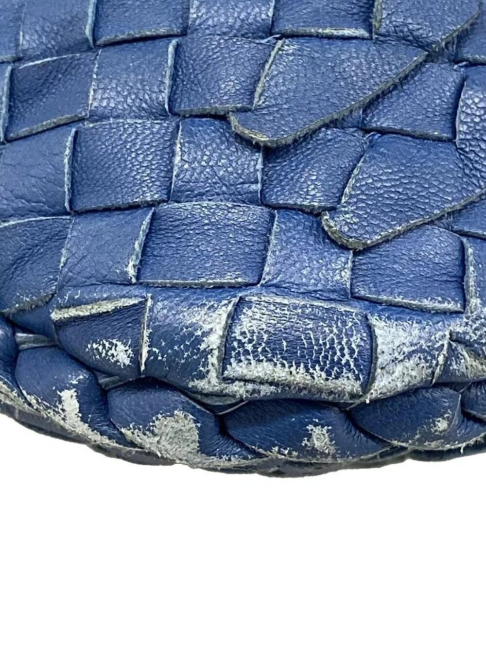 BOTTEGA VENETA Intrecciato Blue Leather B********* Handbag - Picture 3 of 15